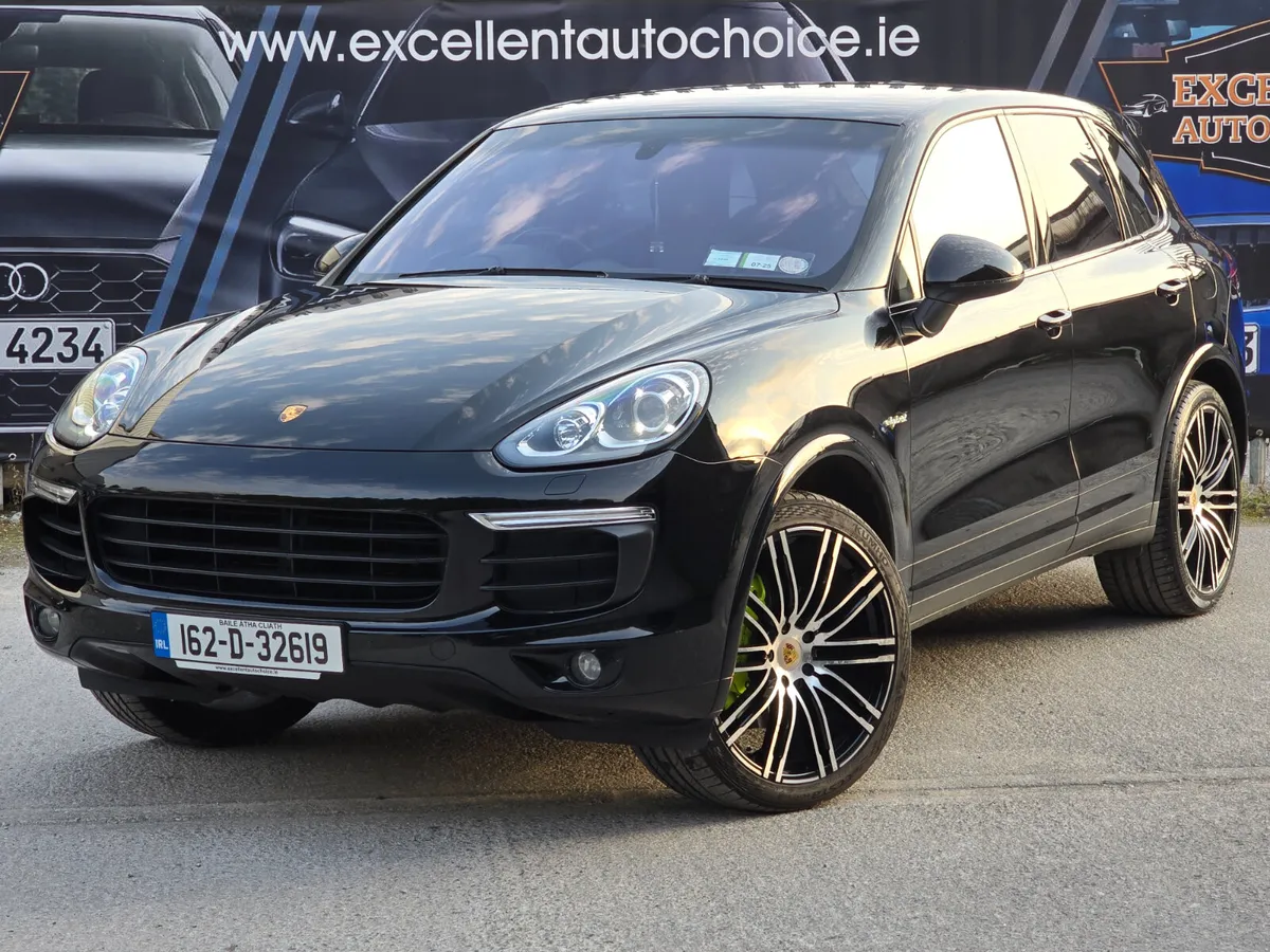 Porsche Cayenne S 2016 HYBRID 3.0, 416BHP - Image 2