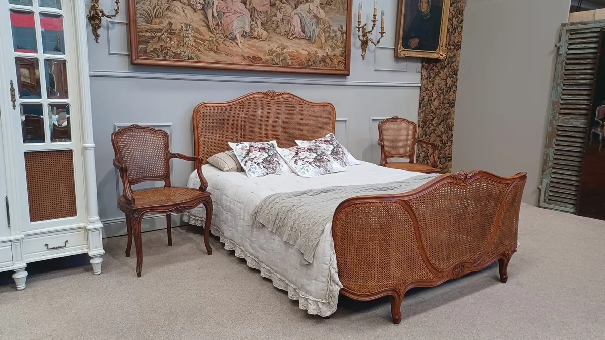 French demi corbeille rattan bed - Image 4