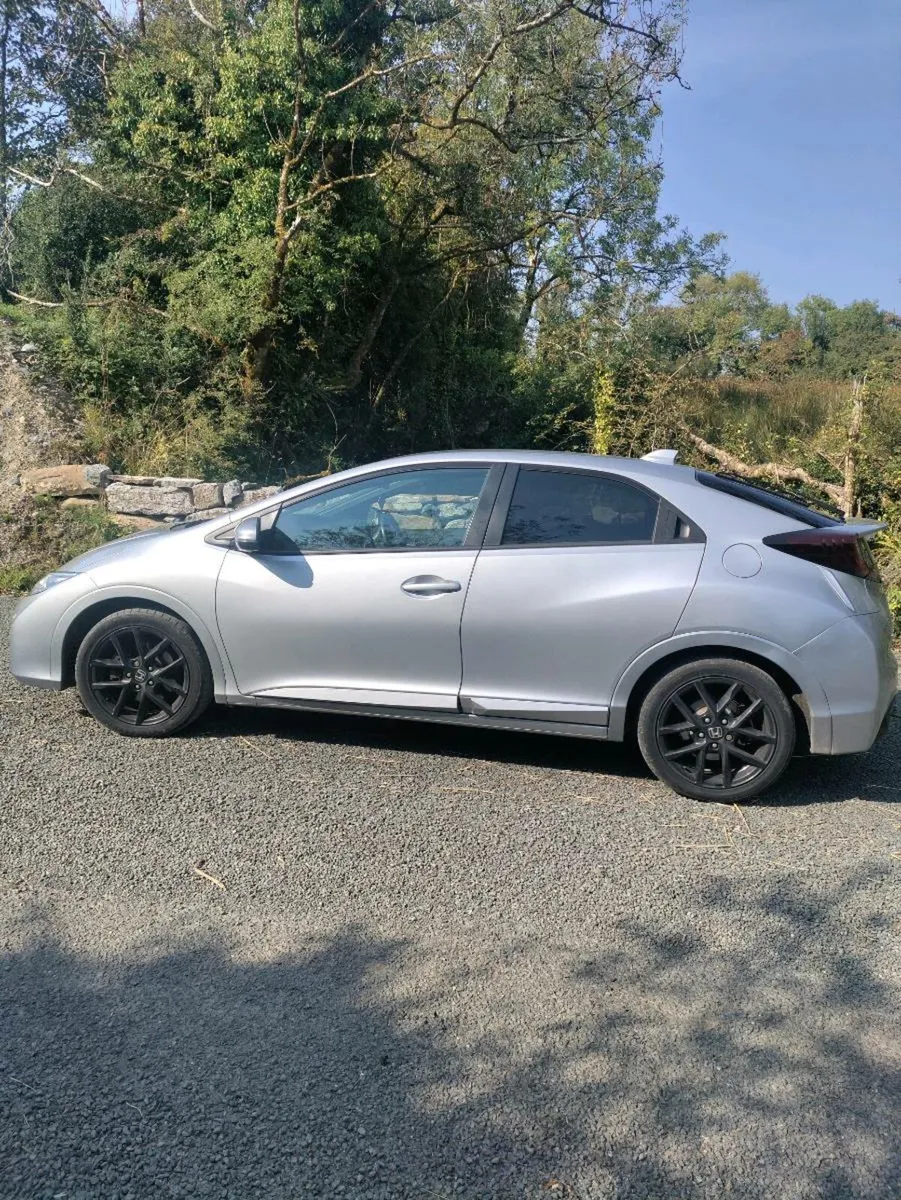 162 Honda Civic 1.6 Dtec Sport, New NCT & Taxed - Image 4