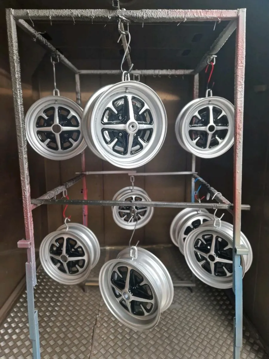 Powder coating wheels and gates - Image 1