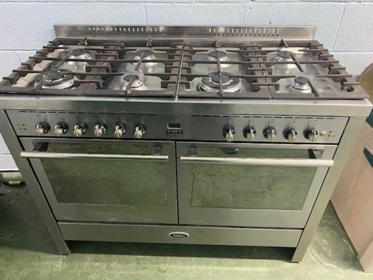 Large Gas Cooker - Image 1