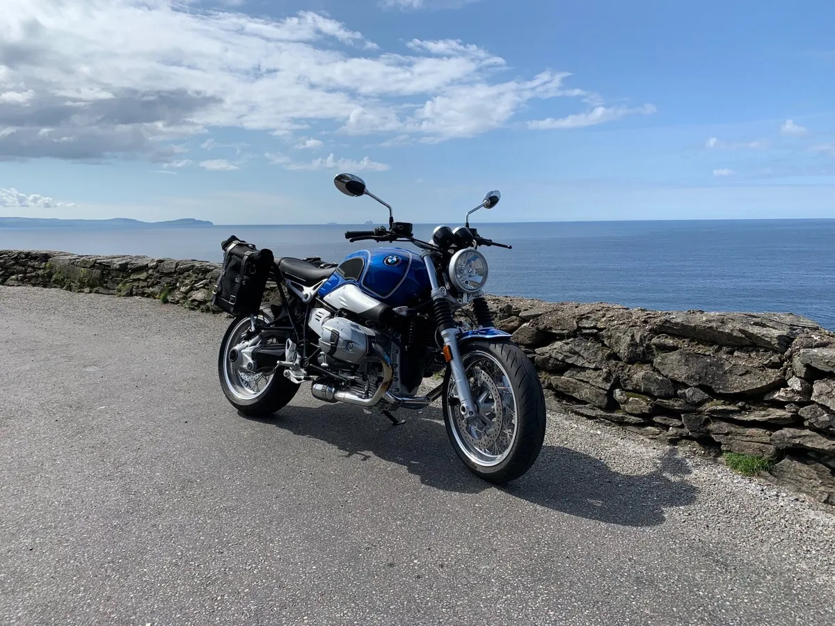 Unit Garage BMW RNineT panniers, frame, rear rack - Image 2