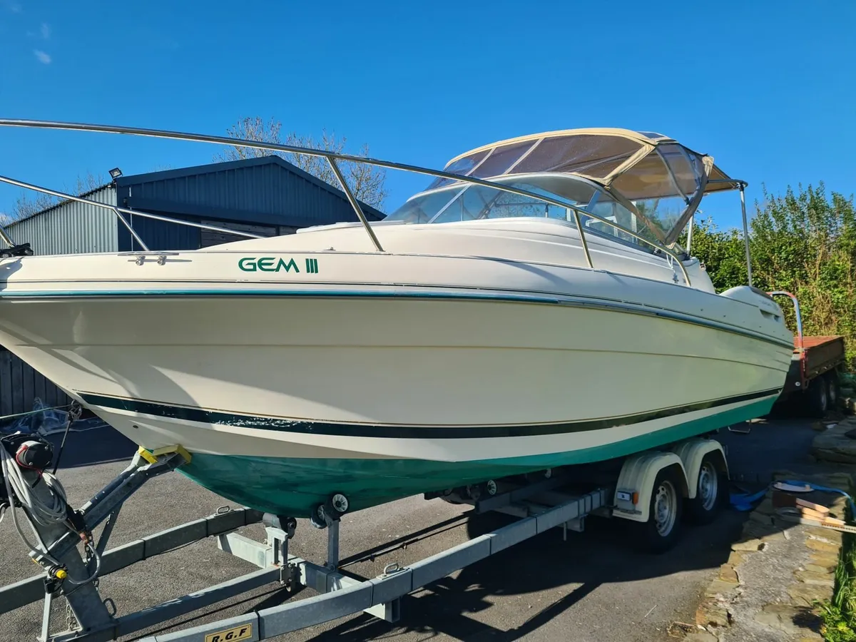 Jeanneau Leader 705 sports boat - Image 3