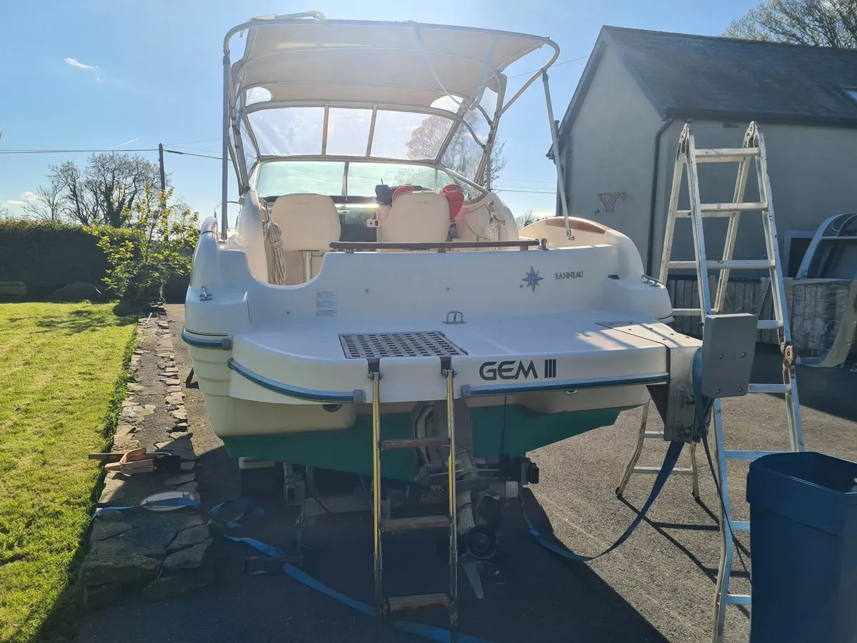 Jeanneau Leader 705 sports boat - Image 4