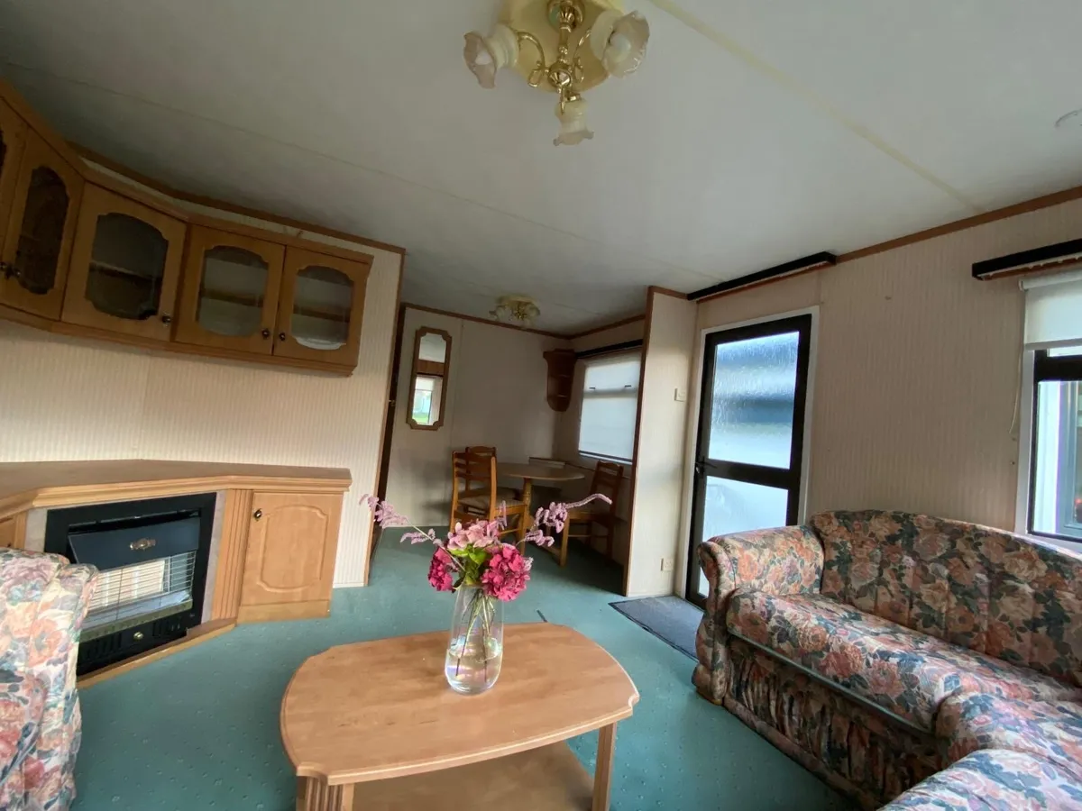 Willerby country style classic Mobile home - Image 2