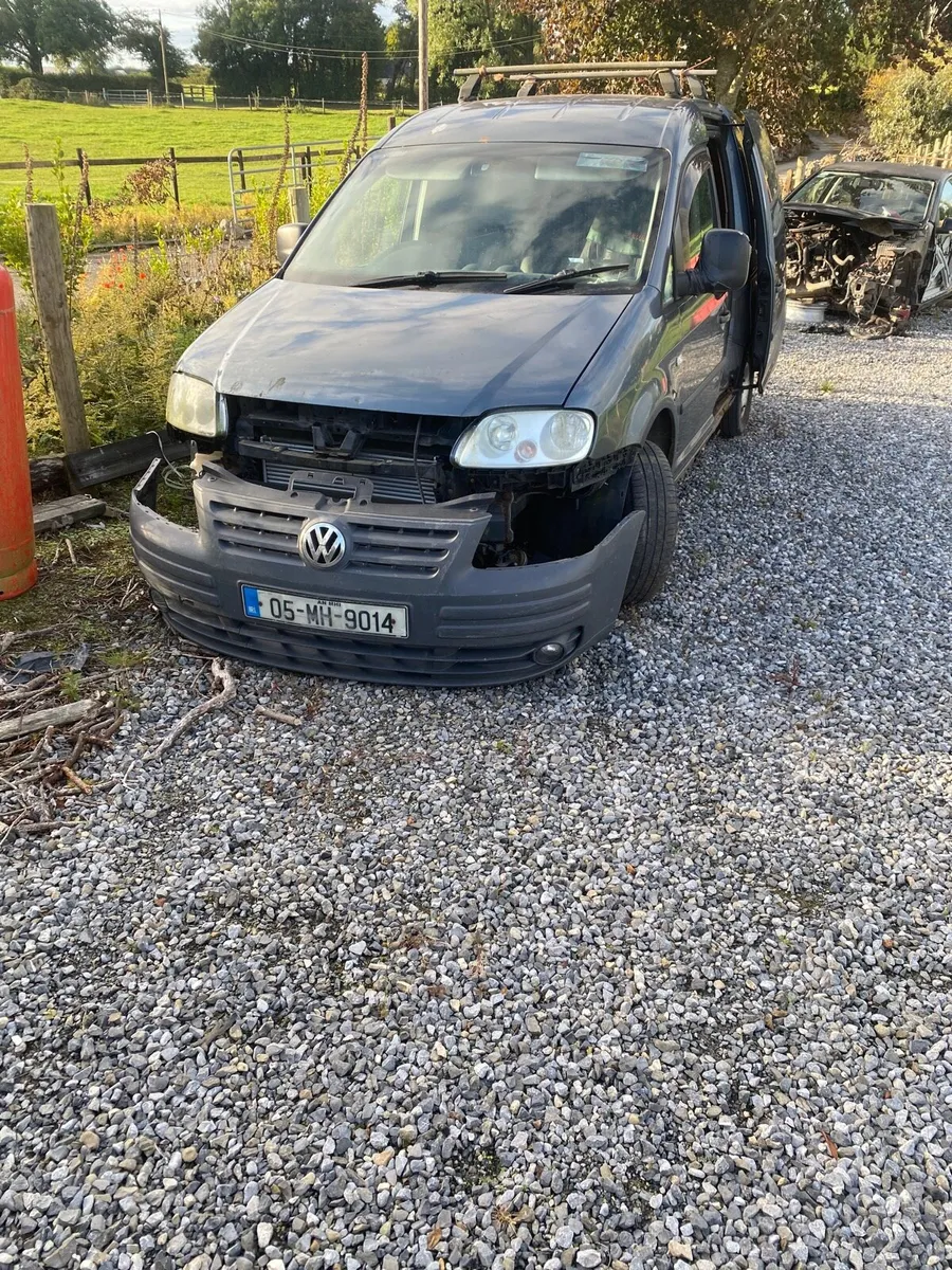 Volkswagen caddy 1.9Tdi 06 and 07/05 - Image 4