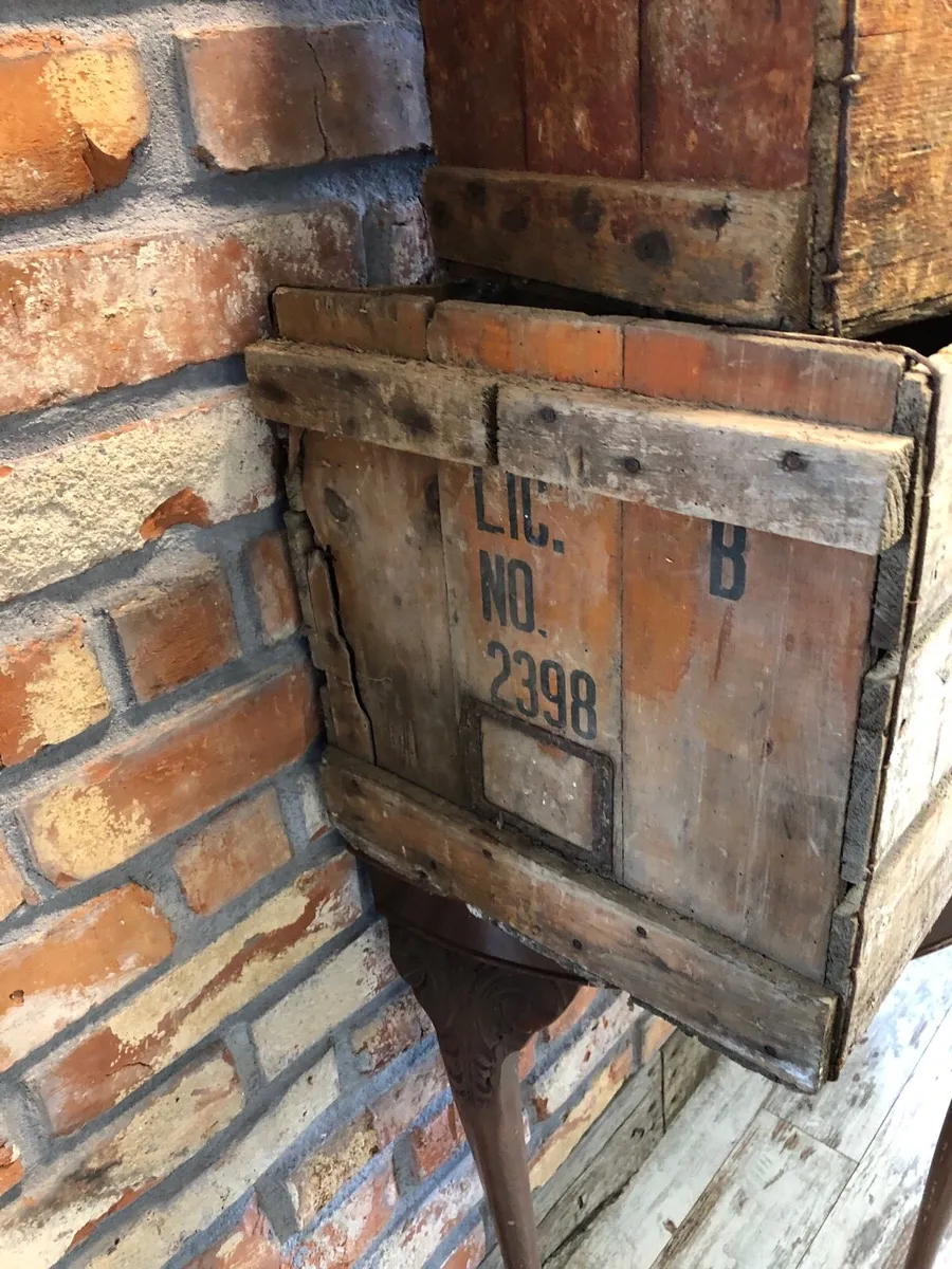 Vintage wood box for sale in Co. Tipperary for €19 on DoneDeal