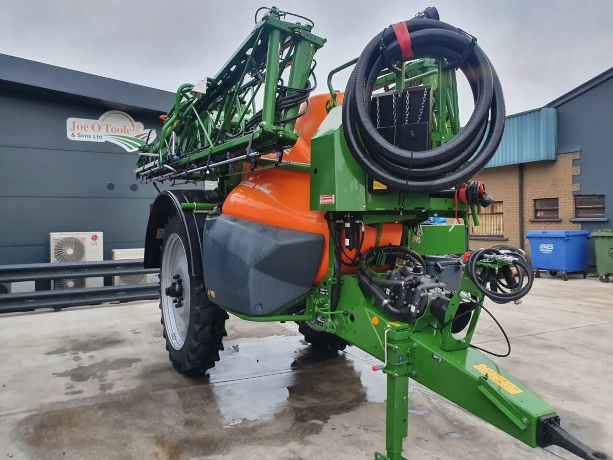 New Amazone UX 4200 24 Meter Sprayer Tams 3 Appro - Image 1