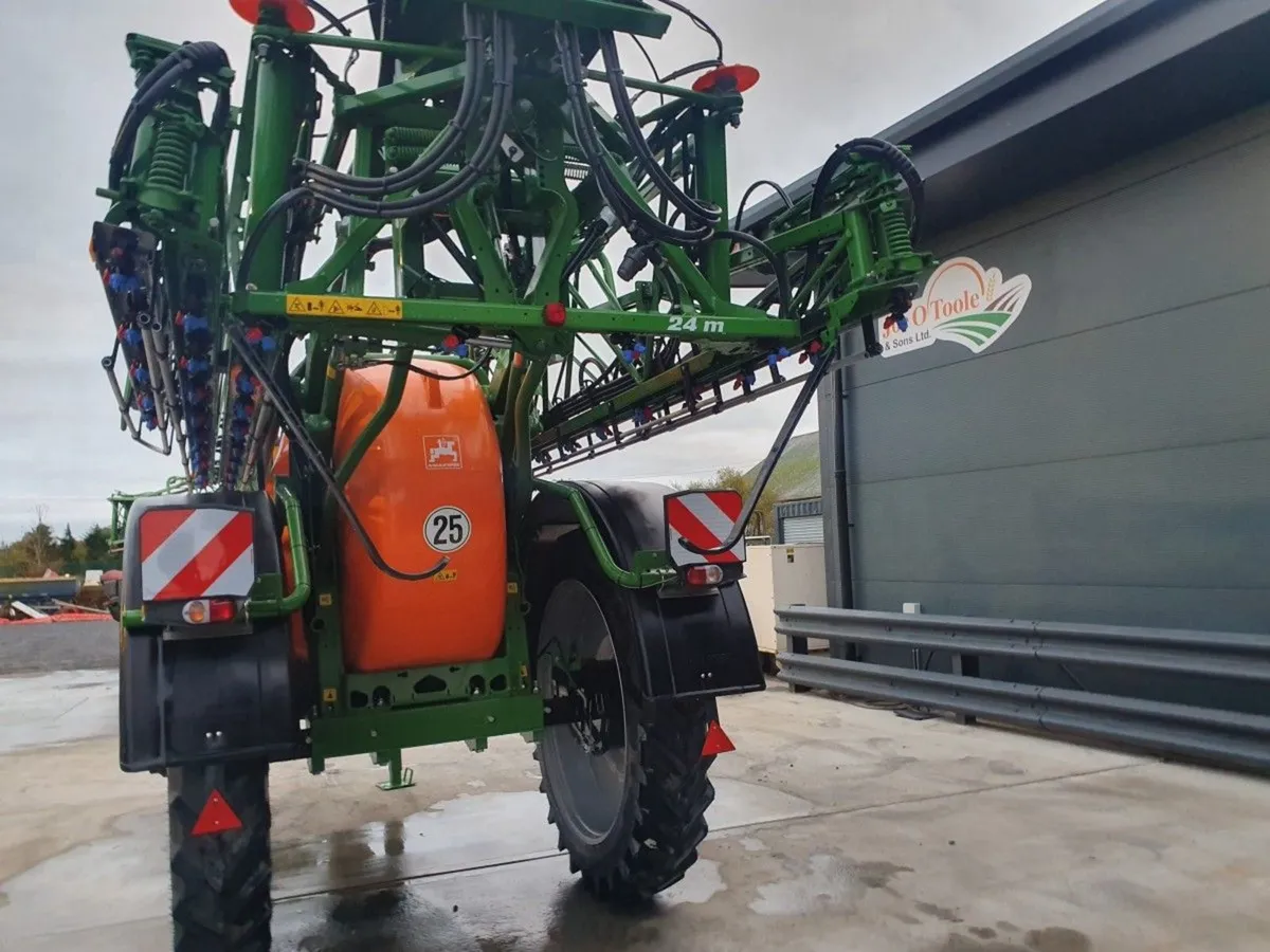 New Amazone UX 4200 24 Meter Sprayer Tams 3 Appro - Image 4