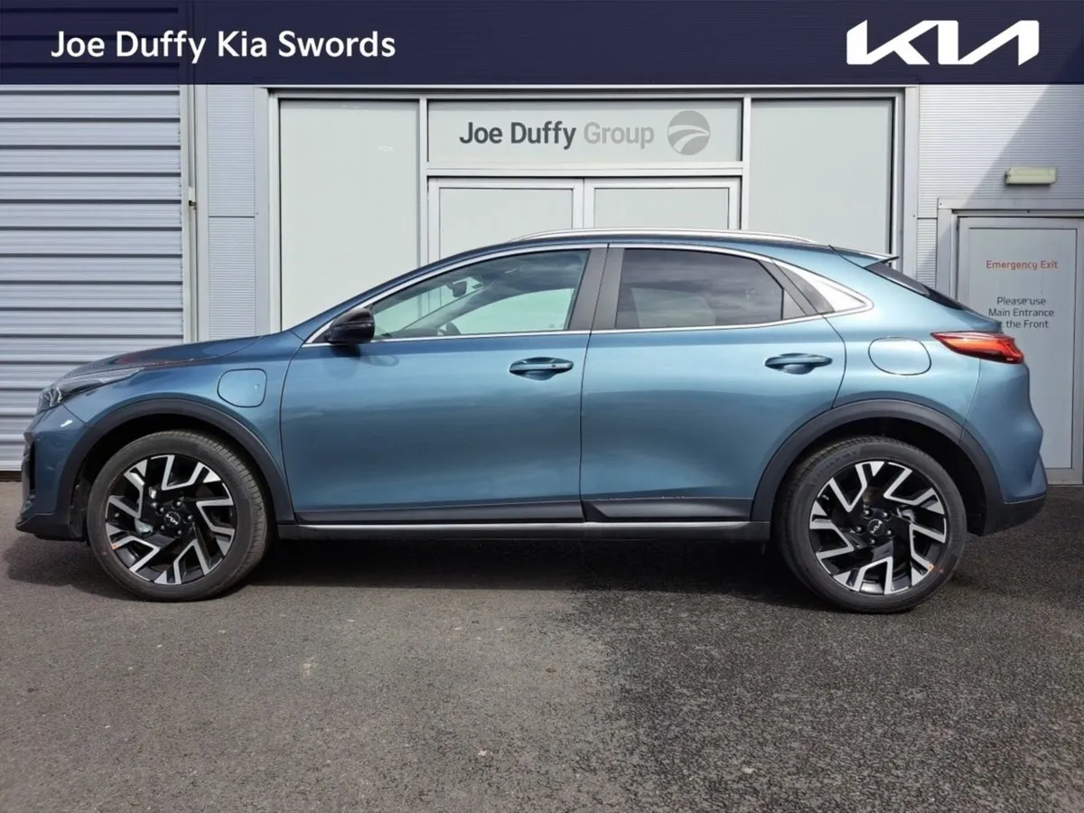 Kia Xceed Phev My24 5DR Auto was  29900 now  2890 - Image 4