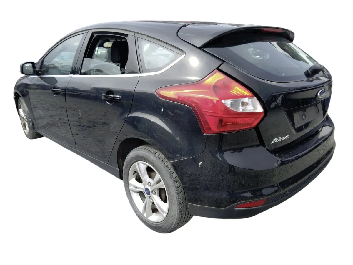 2013 FORD FOCUS For Breaking/Dismantling - Image 4