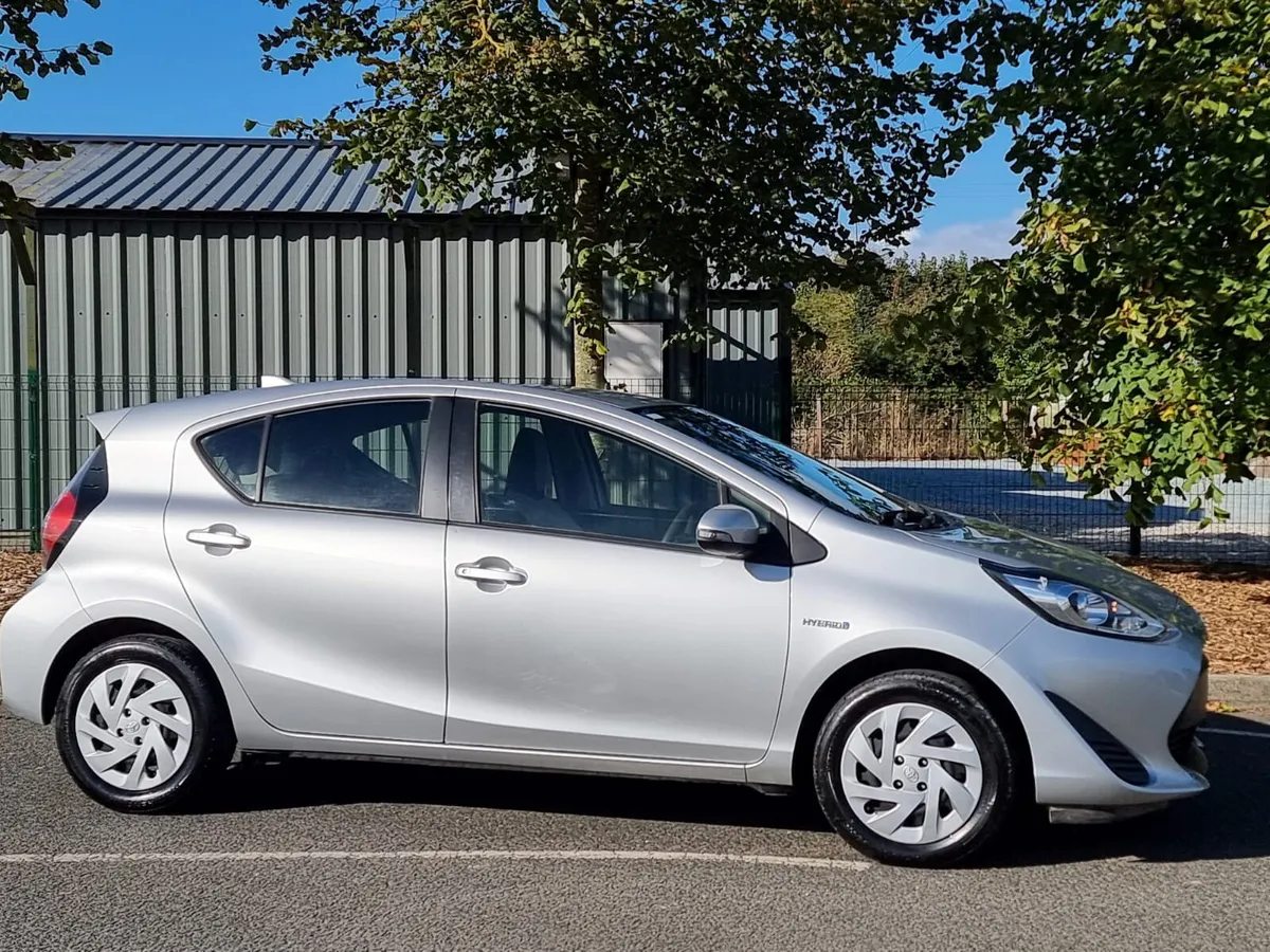 ***2018 TOYOTA AQUA HYBRID AUTOMATIC NCT'd €11,990 - Image 4