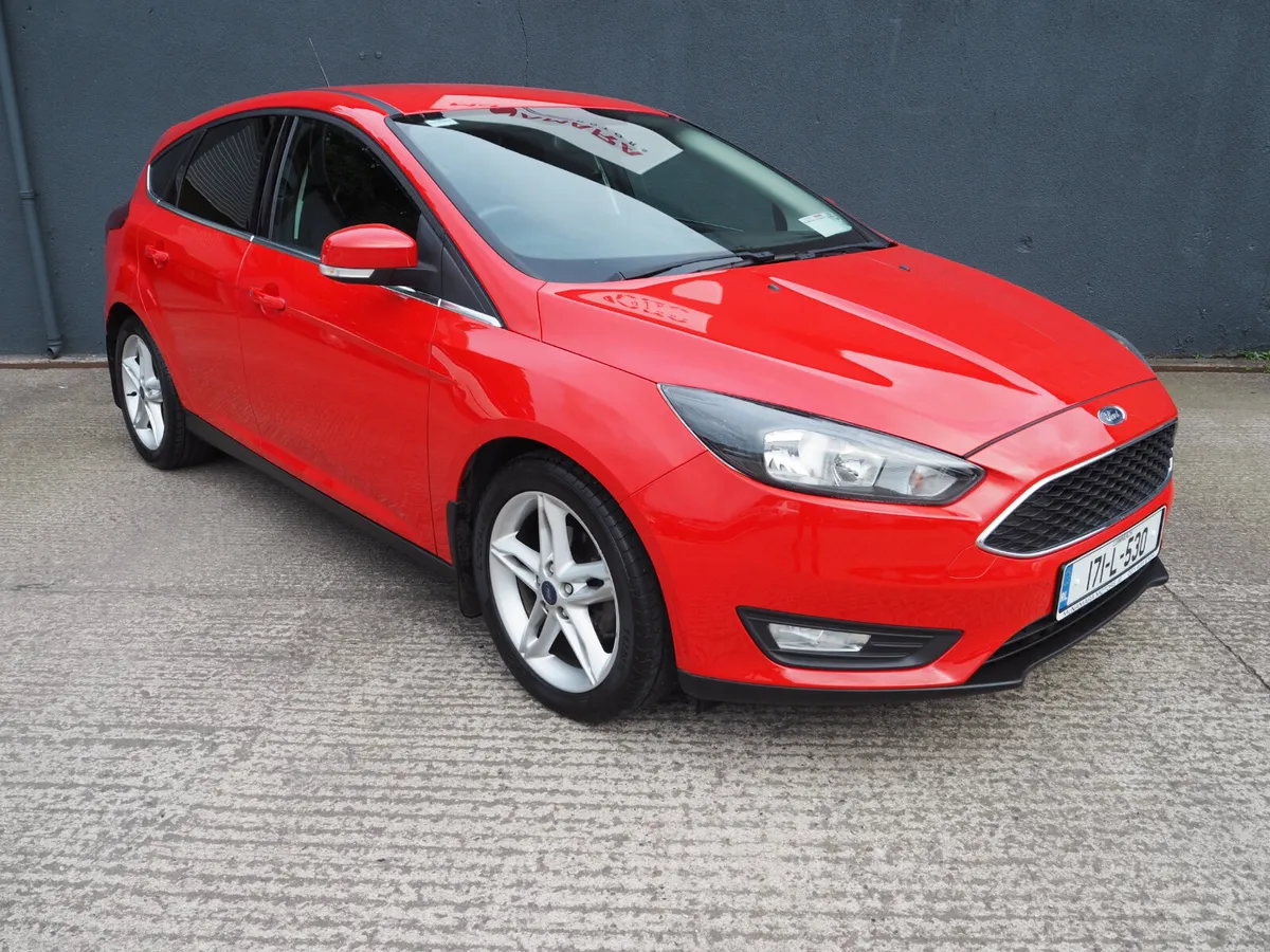 Ford Focus 5dr Zetec Full Ford Service History! - Image 3