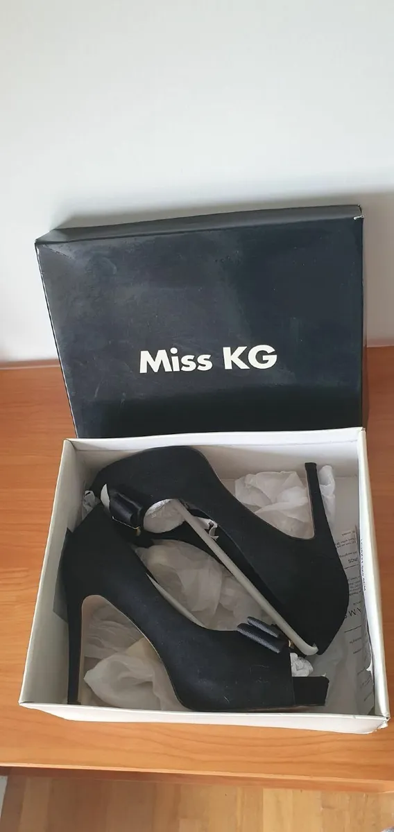 Miss kg black heels best sale