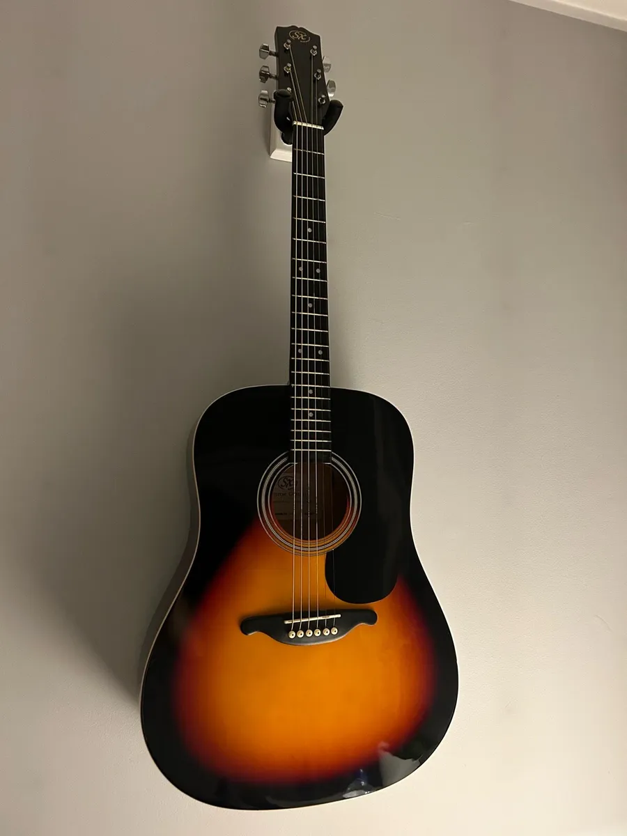 Acoustic guitar for sale in Co. Louth for €50 on DoneDeal