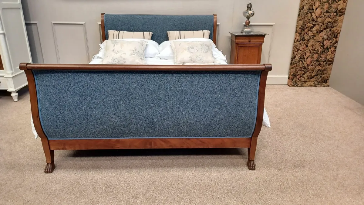 Mahogany antique Sleigh bed - Image 1