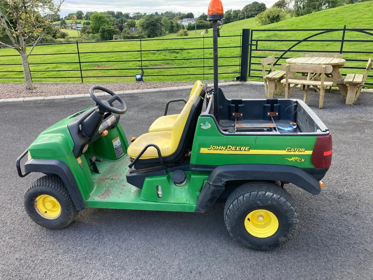 John Deere Gator CX 4x2 Petrol - Image 2