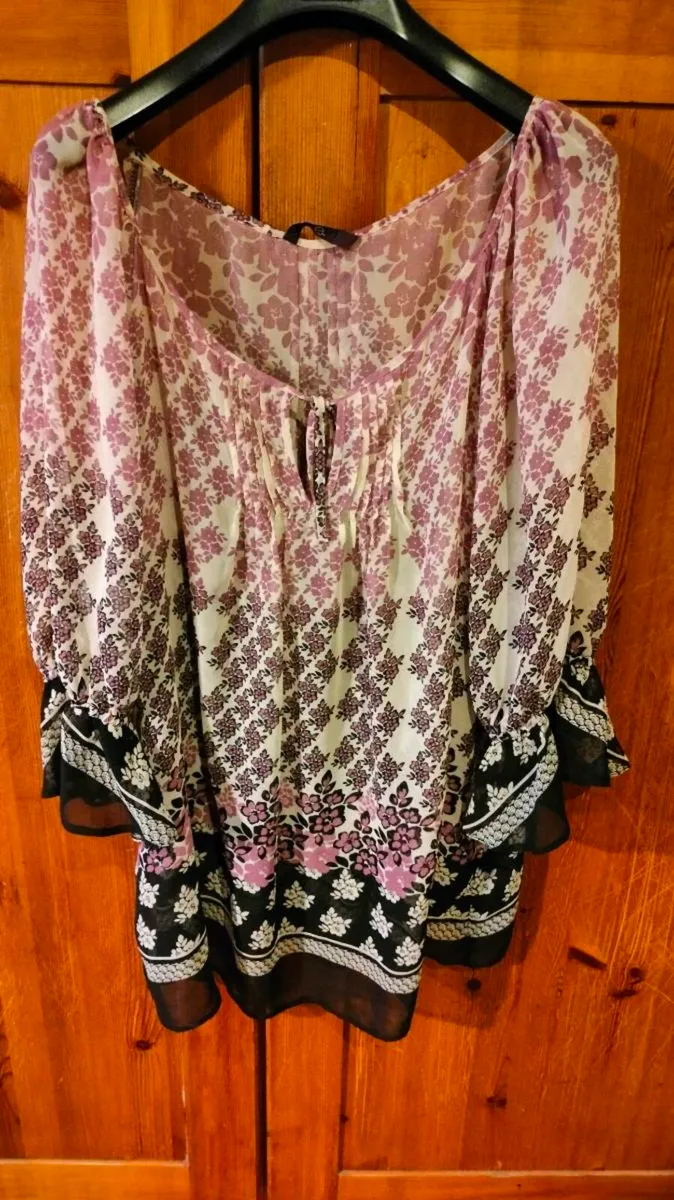 Ladies Evans plus size top like new. for sale in Co. Wexford for 14 on DoneDeal