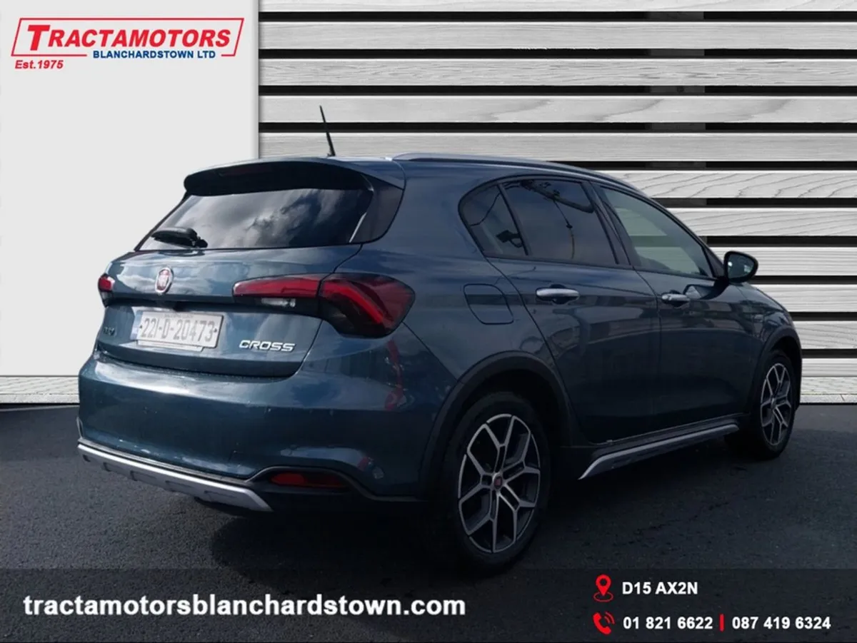 Fiat Tipo Cross HB 1.0 100HP 5DR - Image 3