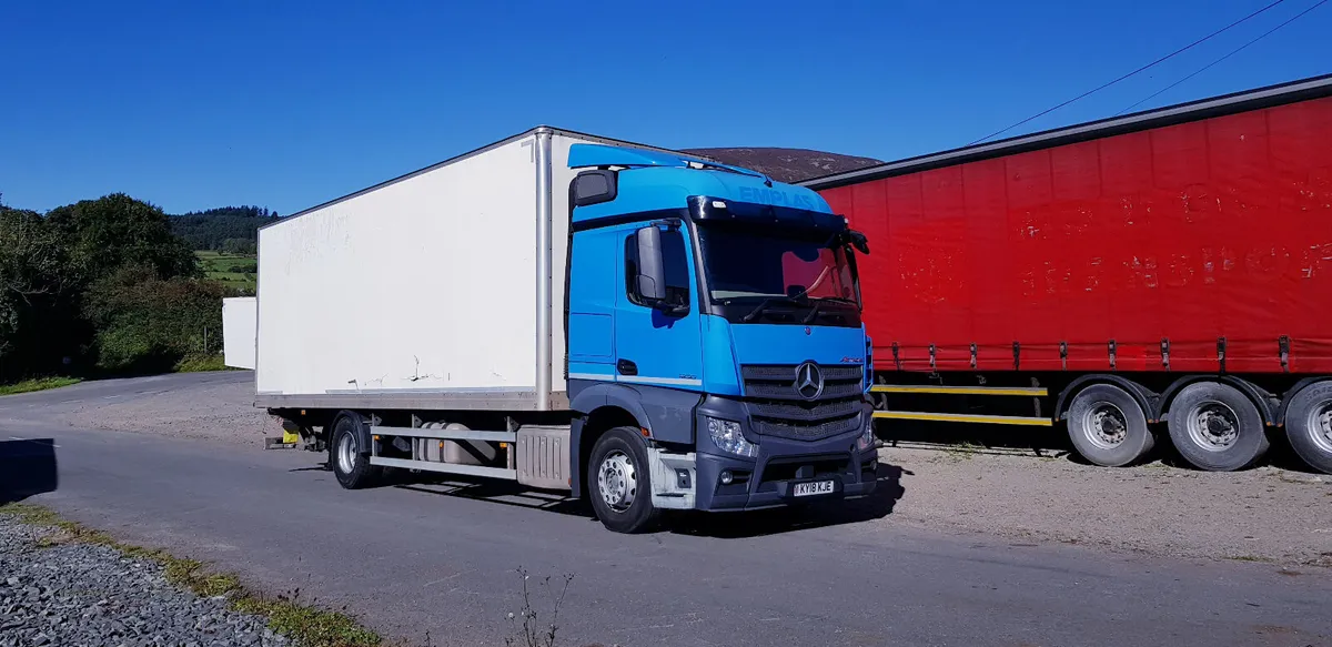 2018 Mercedes 1830 Actros , Sleeper Cab . - Image 1