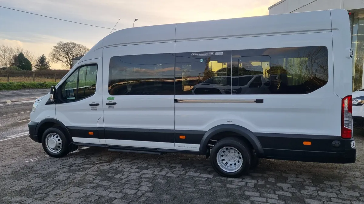 202 TRANSIT 17 SEATER MINIBUS EXCELLENT 1 OWNER - Image 3