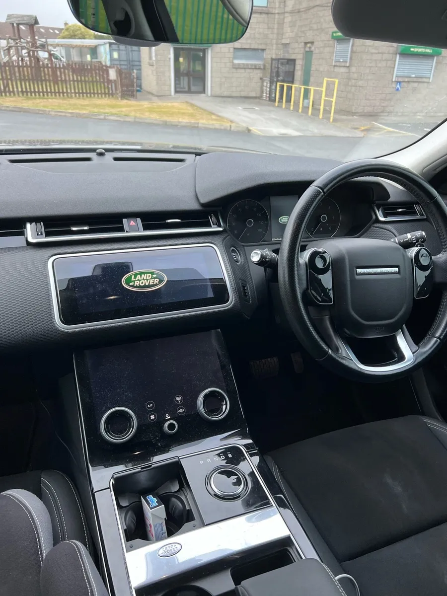 Velar low mileage - Image 3