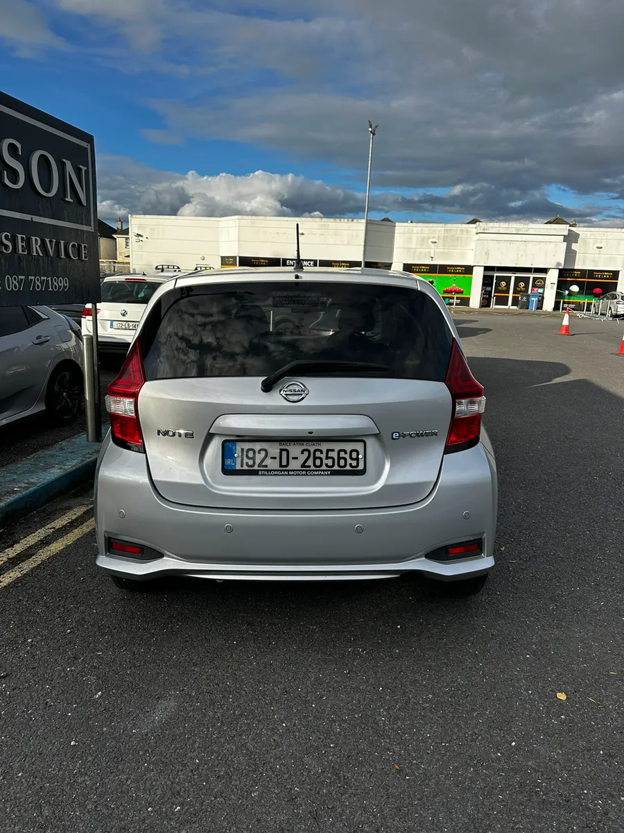192 Nissan Note 1.2 Petrol Hybrid Automatic - Image 4