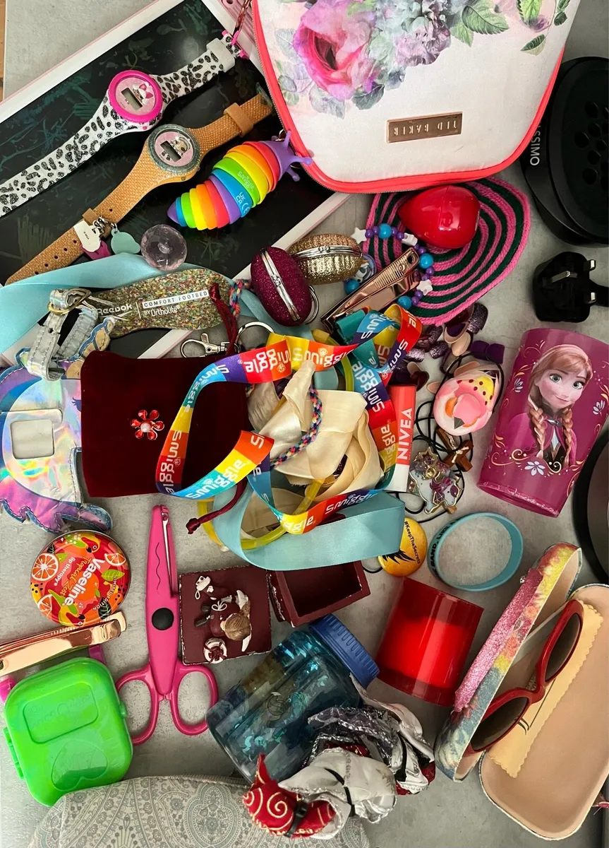 For sale bundle of accessories for sale in Co. Limerick for €7 on DoneDeal