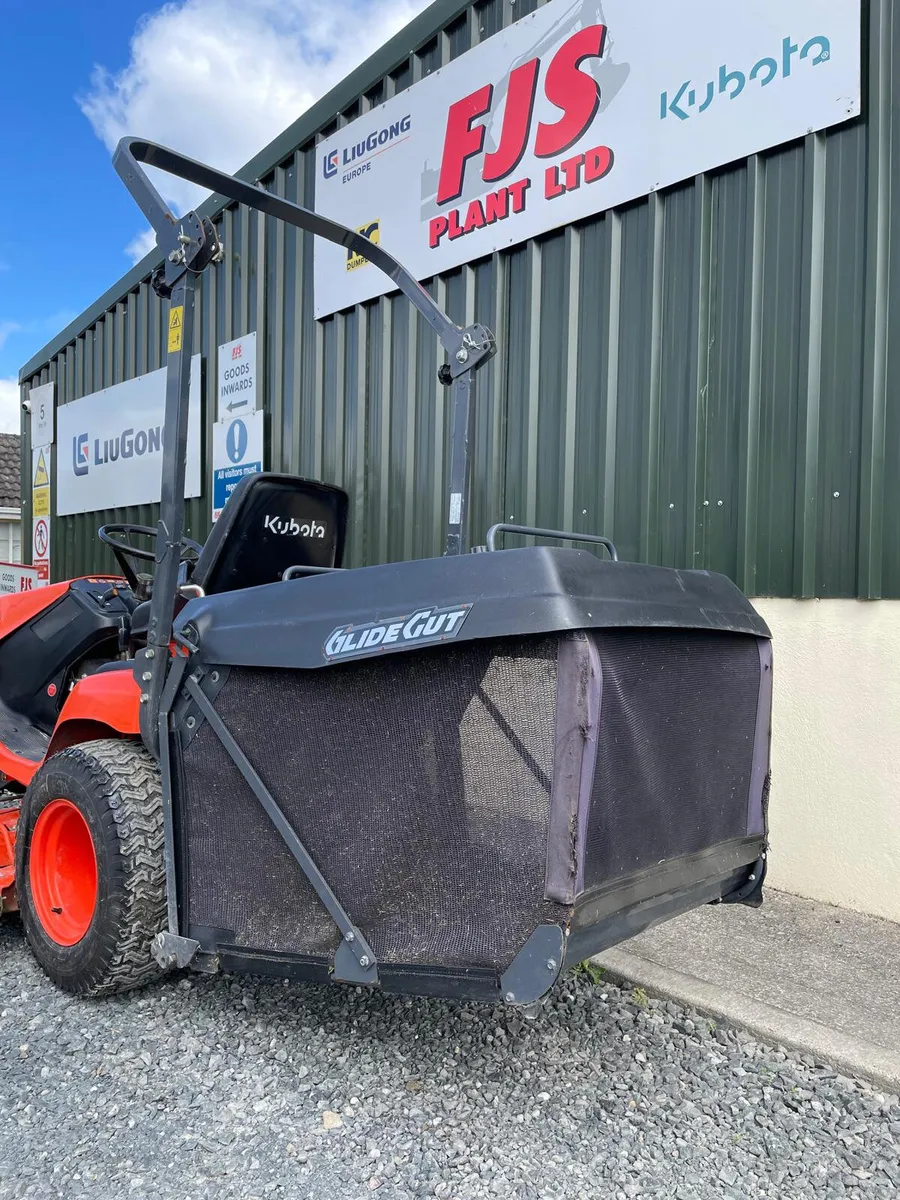 Kubota G21E LD ride on mower - Image 3