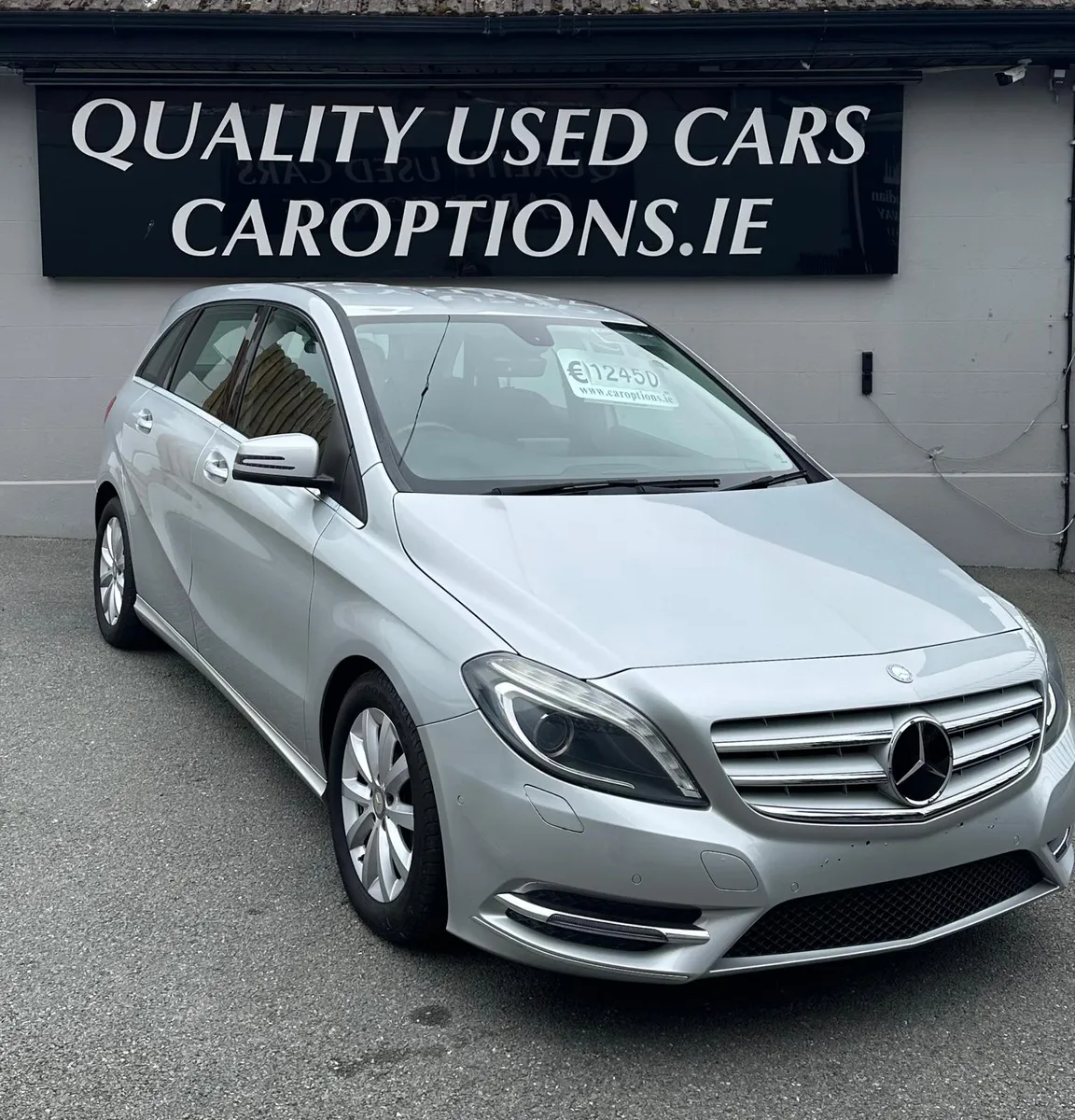 MERCEDES BENZ B CLASS 180 PETROL//6 MONTHS TAX// - Image 3