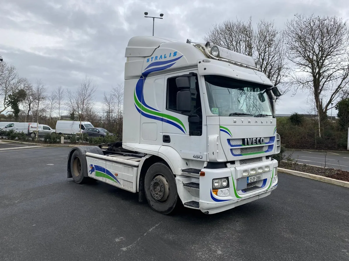 2012 Iveco Stralis 450 4x2 - Image 1