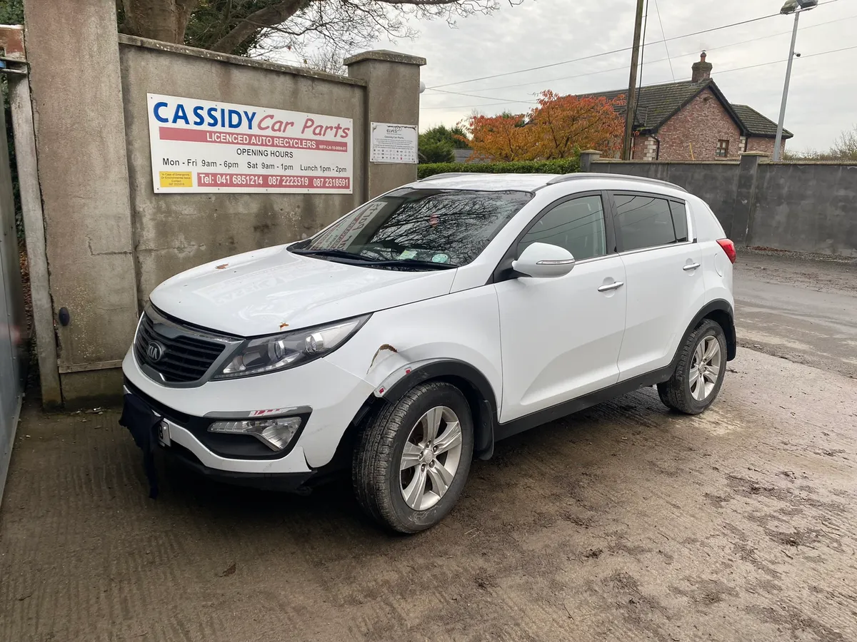 For parts 2013 Kia Sportage 1.7 diesel - Image 1