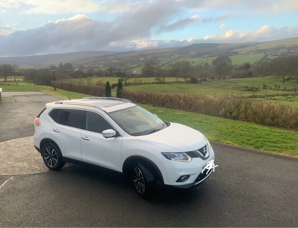 Nissan X Trail Tekna Model 4WD 7 Seater - Image 1