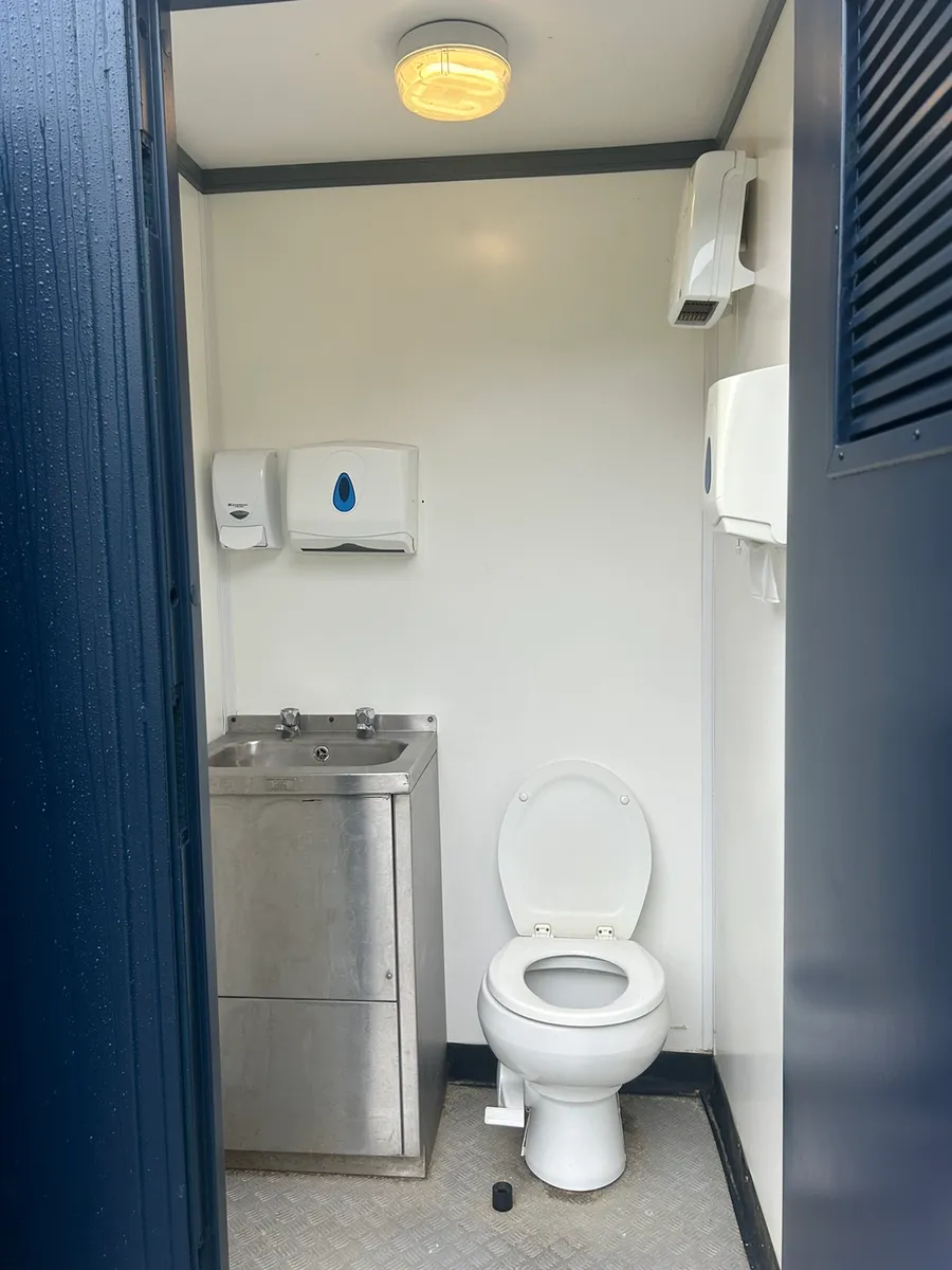 Canteen toilet - Image 3