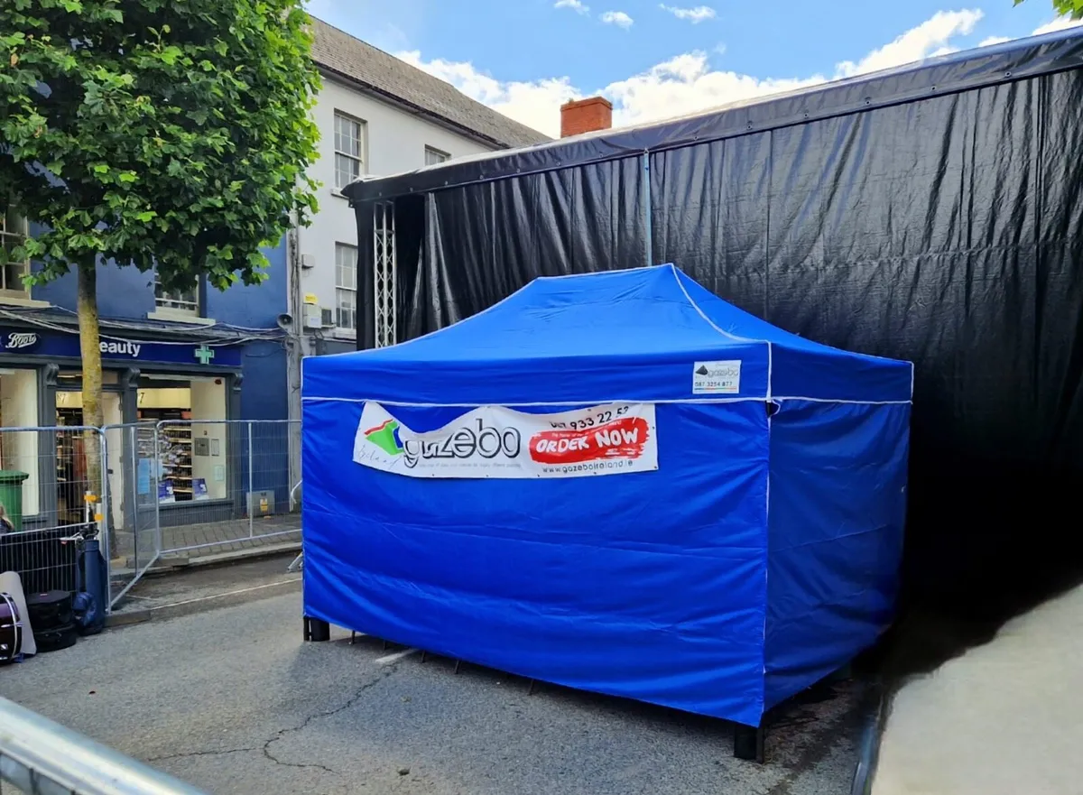 New 3x4.5m PopUp Gazebo (3 side panels ) - Image 2
