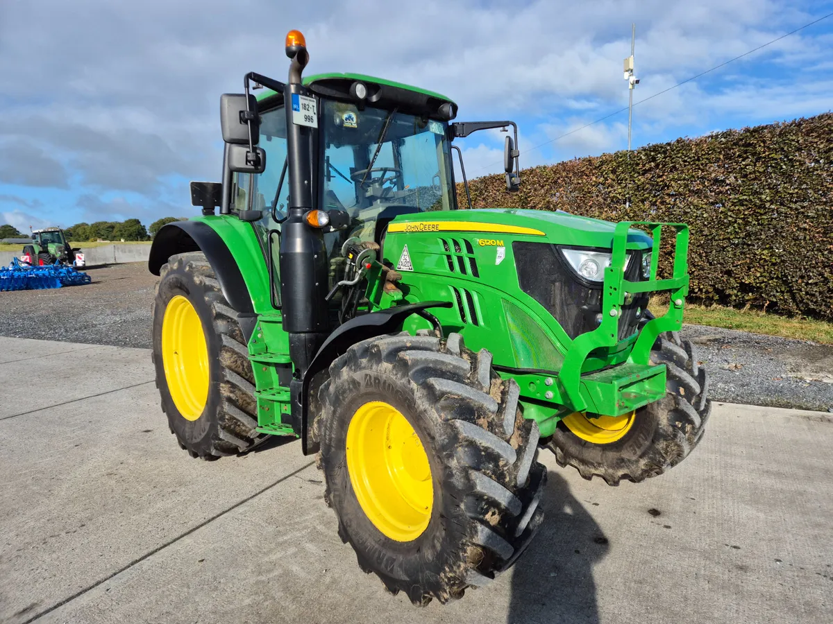 John Deere 6120M 2018 - Image 1