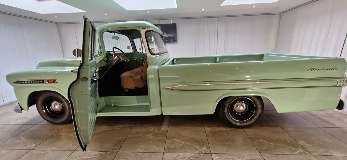 1959 Chevrolet Apache - Image 4