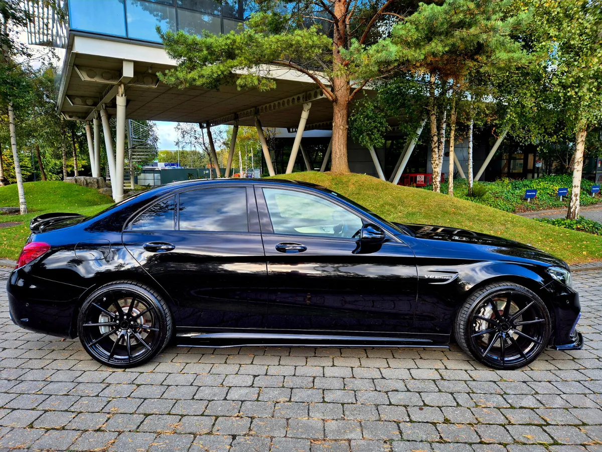 MERCEDES C63 V8 BI-TURBO AMG 510ps - Image 2