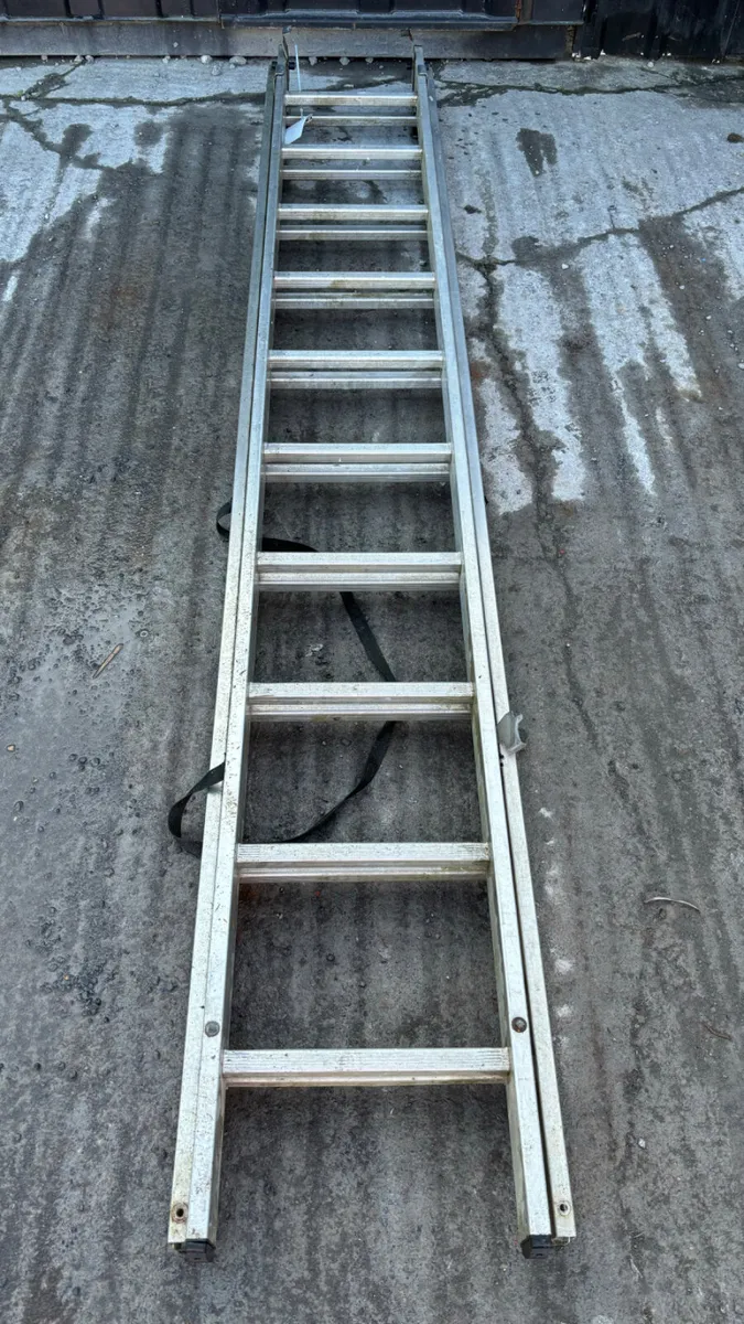 2 Section Ladder - Image 1