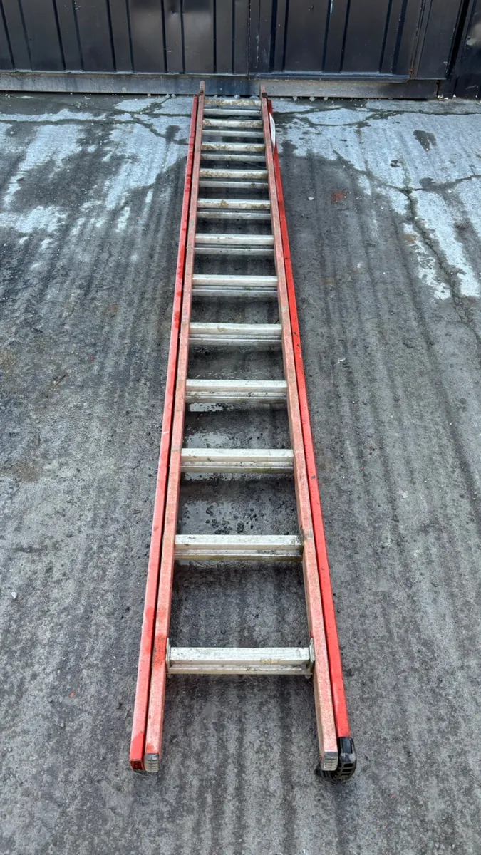 2 Section Ladder - Image 1