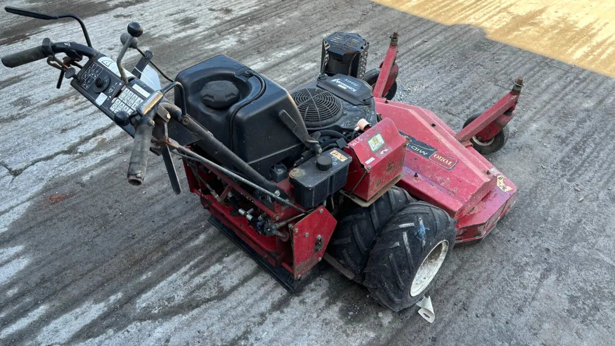 Toro Walk-Behind Mower Midsize - Image 3