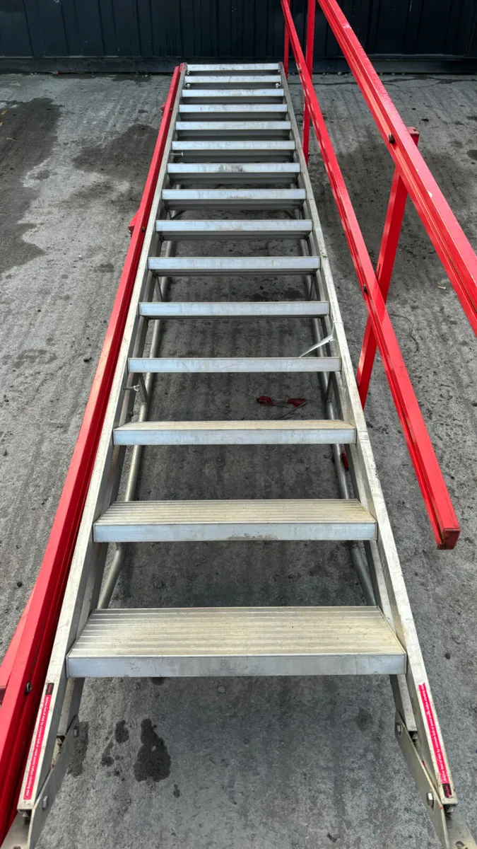 Adjustastairs Stair Case - Image 3