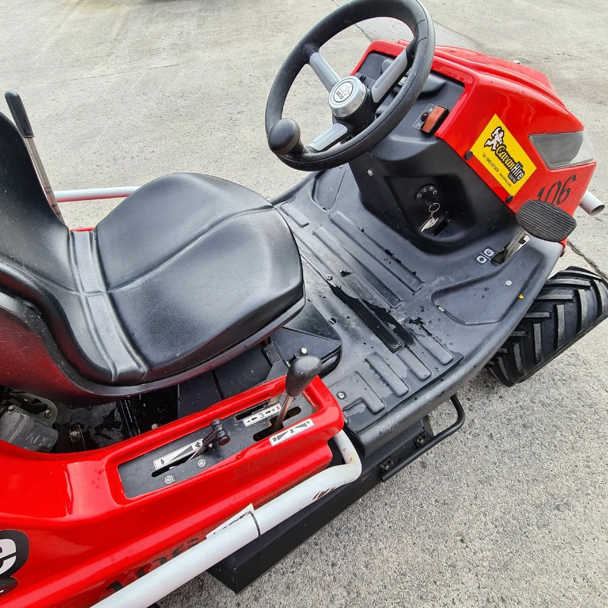 Ride On Lawnmower, Bruschcutter / Tractor Mower, - Image 3