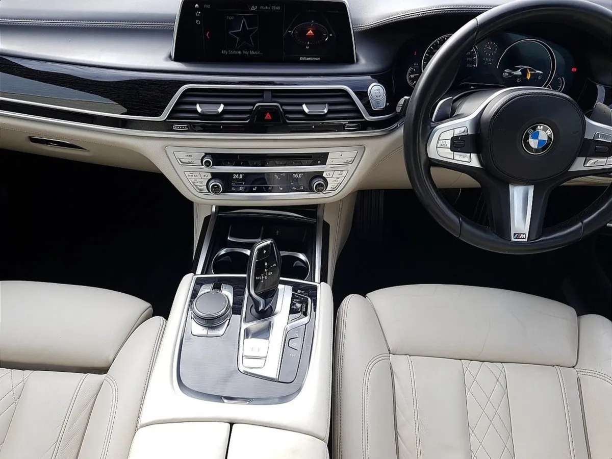 BMW 7 Series 730d M Sport - Image 4