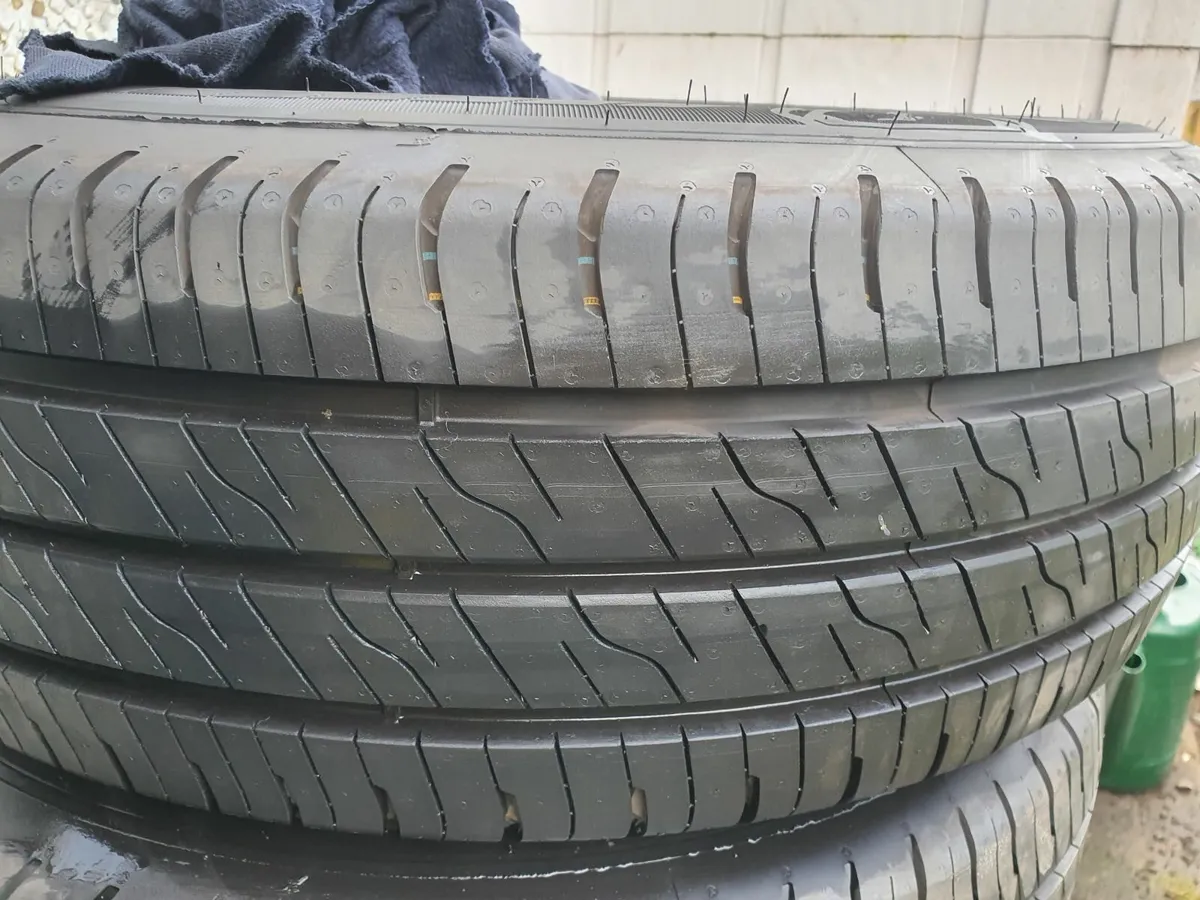 Ford transit custom alloy wheels and tyres - Image 2
