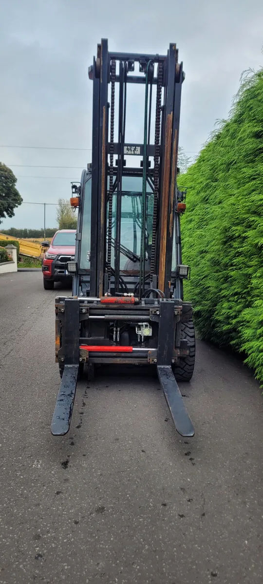 Toyota 4.5 ton forklift - Image 3