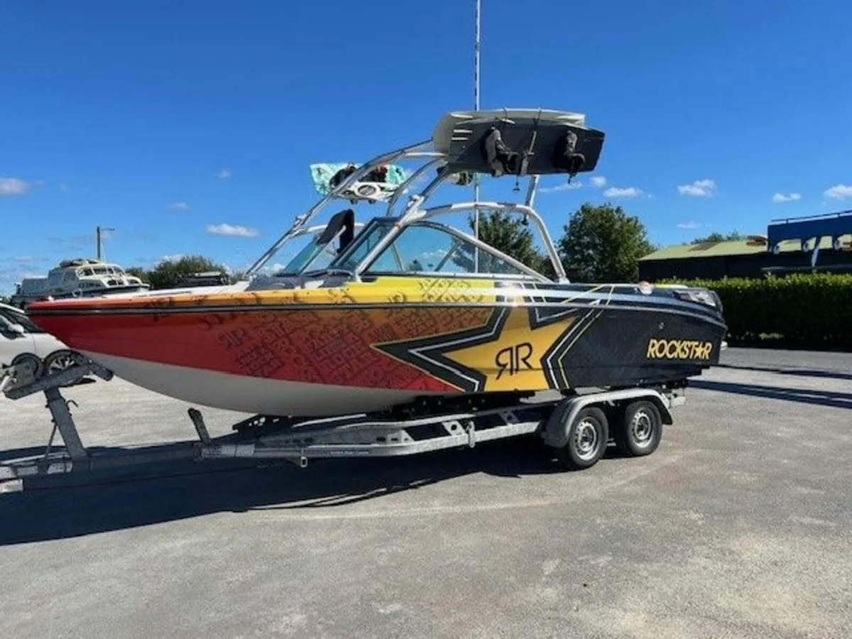 2007 Super Air Nautique 210 - Image 2