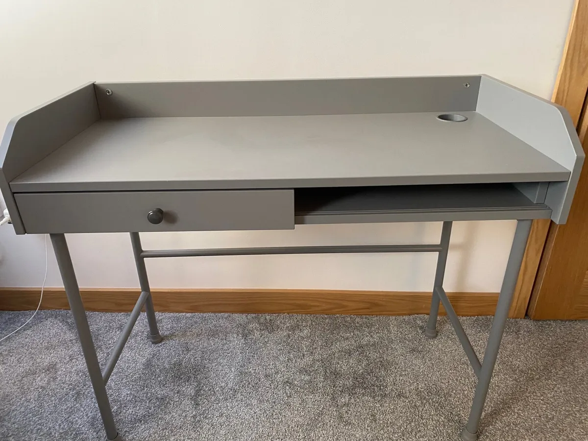 Ikea desk - Image 3