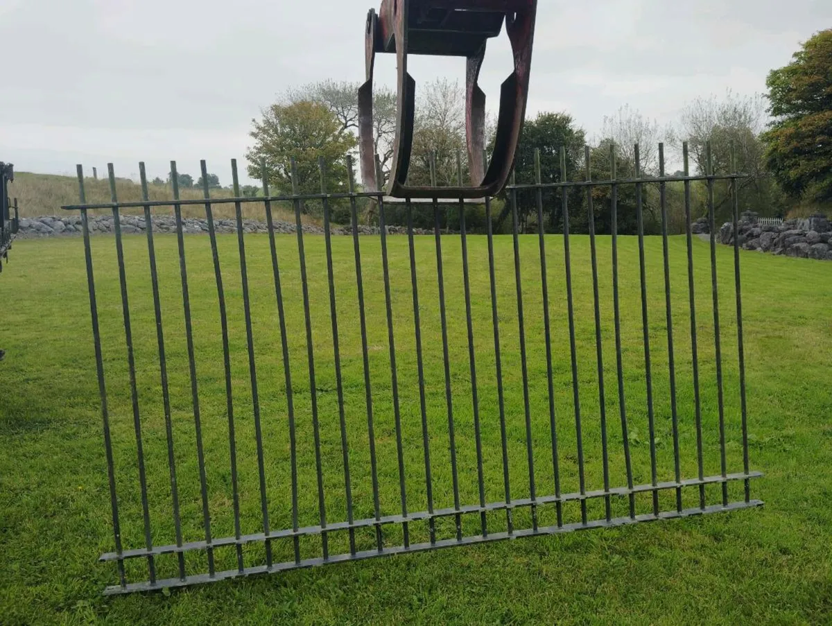 Powdercoated steel fence panels for sale in Co. Limerick for €200 on