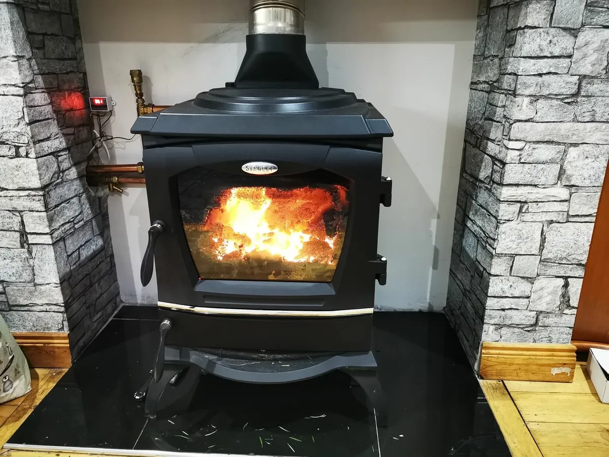 Stanley Reginald Stove for sale in Co. Cork for €1,300 on DoneDeal